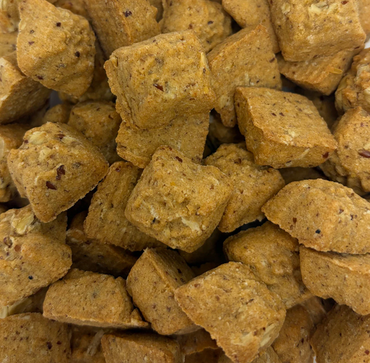Irresistible Cheddar Oat Crunchy Dog Treats – Oven-Baked Goodness in Every Crunch